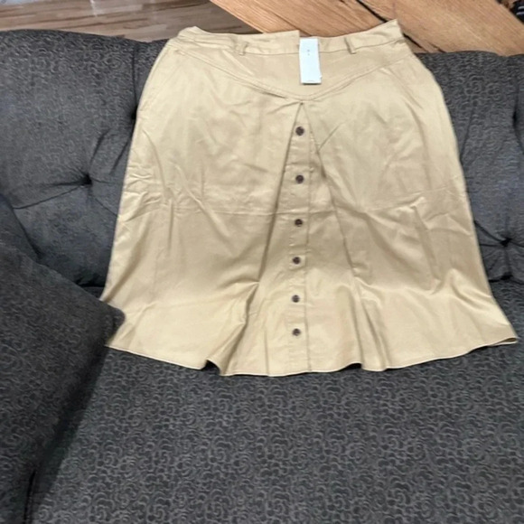 Banana Republic Twill A-Line MIDI Tan color skirt - Picture 1 of 7